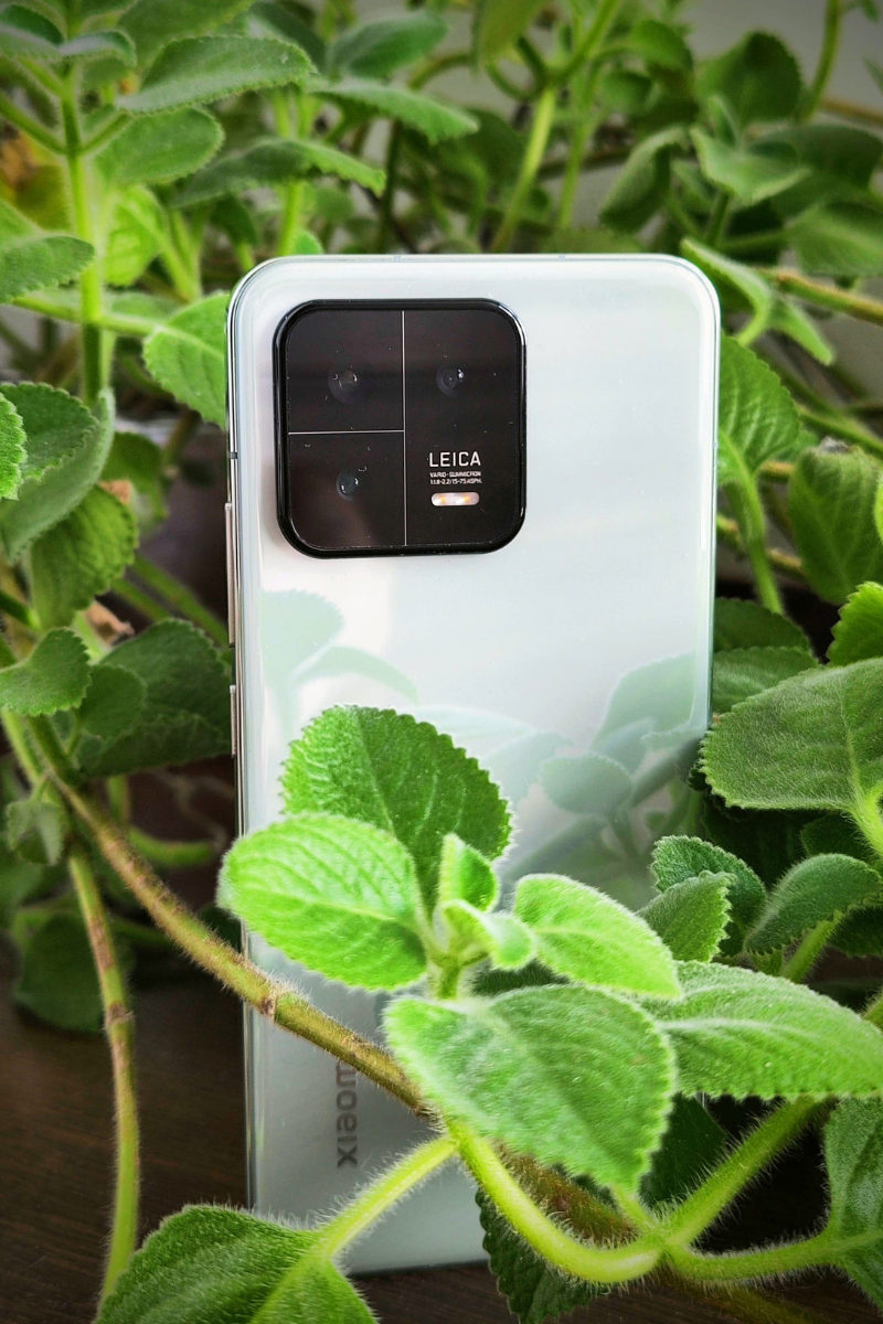 Xiaomi 13 – recenzja. Czym wyróżnia się ten wyjątkowy smartfon?