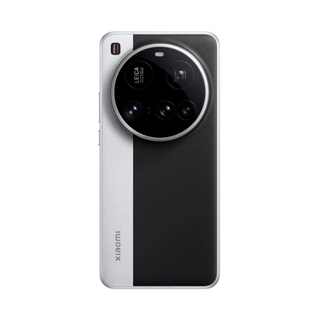 Смартфон Xiaomi 15 Ultra 16+512 ГБ сріблястого кольору, хромований