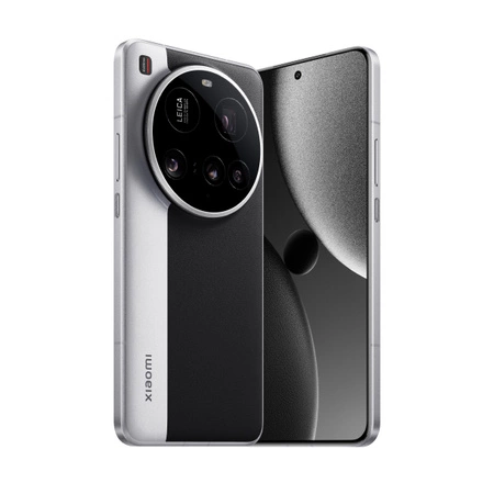 Смартфон Xiaomi 15 Ultra 16+512 ГБ сріблястого кольору, хромований